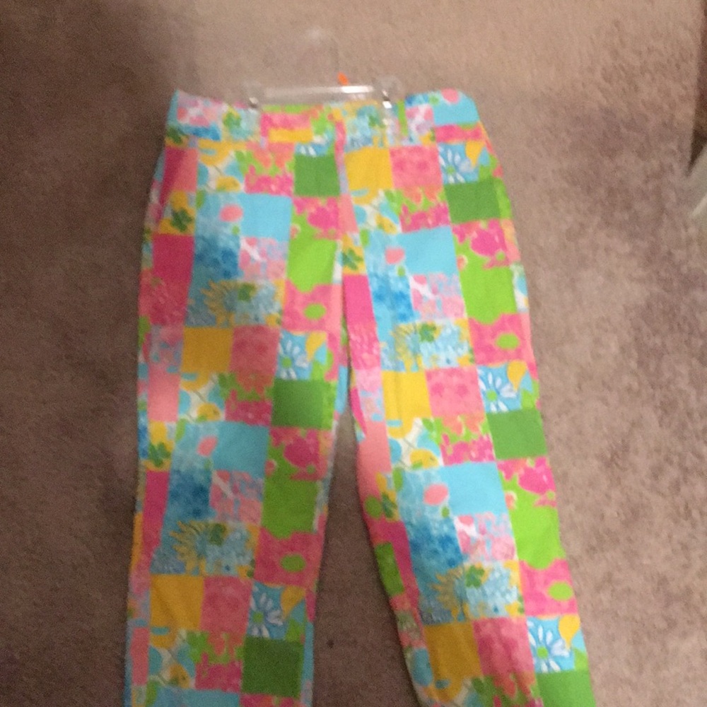Capri pants